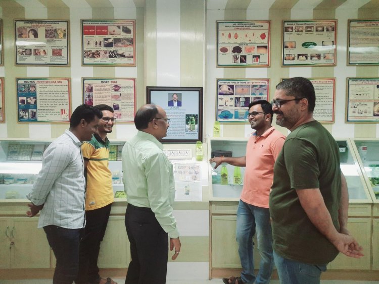 Hon’ble Vice Chancellor Dr. Z. P. Patel visited the Department of Entomology, N. M. College of Agriculture, Navsari on November 13, 2022 (SUNDAY) to review the assigned work of preparation of beautiful insect specimens.