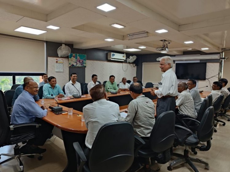 A learned council and representatives of south Gujarat Koli Patel Agriculture Graduate fraternity gathered to donate TWO Gold Medals for Undergraduate students of Agriculture and Horticulture faculty of NAU Navsari.