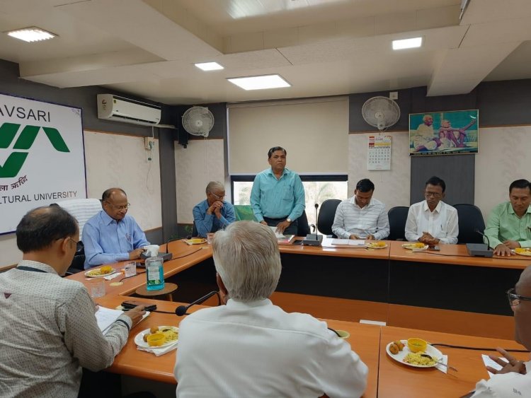 A learned council and representatives of south Gujarat Koli Patel Agriculture Graduate fraternity gathered to donate TWO Gold Medals for Undergraduate students of Agriculture and Horticulture faculty of NAU Navsari.