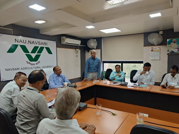 A learned council and representatives of south Gujarat Koli Patel Agriculture Graduate fraternity gathered to donate TWO Gold Medals for Undergraduate students of Agriculture and Horticulture faculty of NAU Navsari.