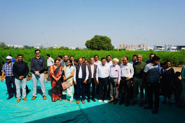 Hon’ble Vice Chancellor Dr. Z. P. Patel inaugurated a well-equipped Experiential Learning Unit on ‘Enriched Vermicompost production’, ELU classroom & storeroom and PNG facility at CoA, Bharuch.