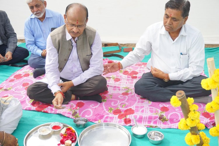 The foundation stone of ‘Boys Hostel’ and ‘Bio pesticide Production Unit’ at College of Agriculture, Bharuch.