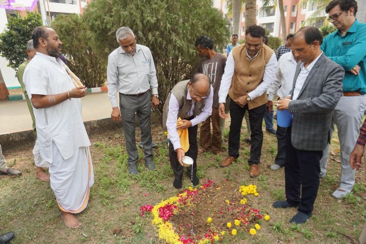 The foundation stone of ‘Boys Hostel’ and ‘Bio pesticide Production Unit’ at College of Agriculture, Bharuch.