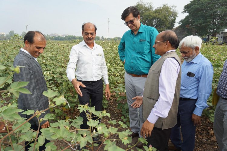 Hon'ble Vice-Chancellor Dr. Z. P. Patel visited the Regional Cotton Research Station, Bharuch on December 16, 2022