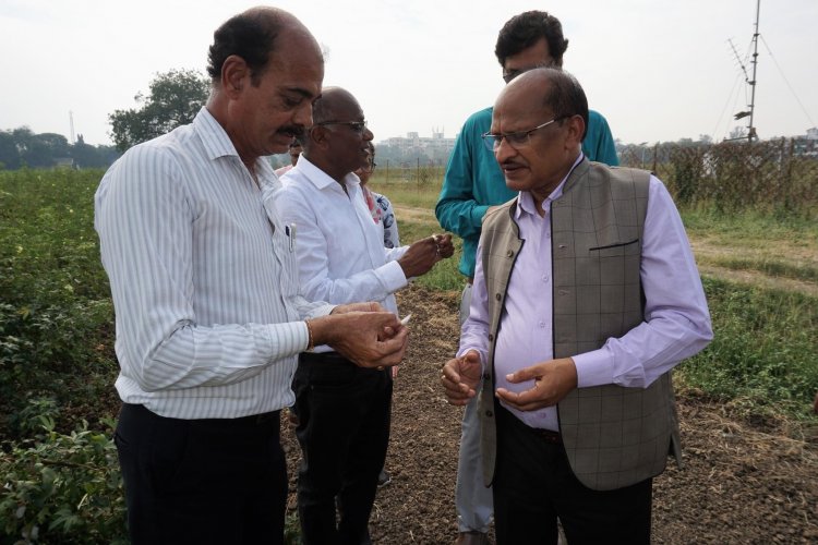 Hon'ble Vice-Chancellor Dr. Z. P. Patel visited the Regional Cotton Research Station, Bharuch on December 16, 2022