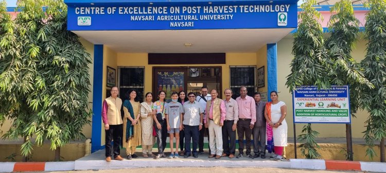 Shri Kiranbhai Patel, Jt. MD, ASPEE Group of Companies, Mumbai and his family visited Centre of Excellence on Post Harvest Technology, Bamboo Resource Centre and Banana Pseudostem Unit at NAU.