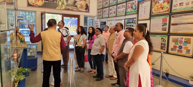 Shri Kiranbhai Patel, Jt. MD, ASPEE Group of Companies, Mumbai and his family visited Centre of Excellence on Post Harvest Technology, Bamboo Resource Centre and Banana Pseudostem Unit at NAU.