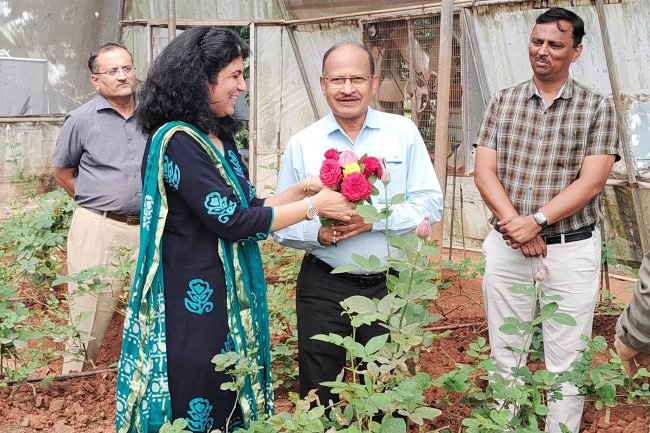 Hon'ble Vice-Chancellor Dr. Z. P. Patel visited Greenhouse Complex, ASPEE College of Horticulture on February 10, 2023.