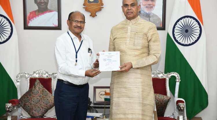 Vice-Chancellor Dr. Z. P. Patel invites Hon’ble Governorshri of Gujarat and Chancellor of the University Shri Acharya Devvrat ji to preside over the 18th Annual Convocation ceremony of NAU.