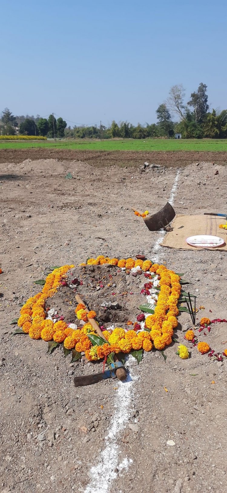 Hon'ble Vice-Chancellor Dr. Z. P. Patel laid the foundation stone of ‘Boys hostel for Polytechnic in Waghai' and 'Rat proof godown at HMRS Waghai' and inaugurated the 'NFSM- Farm produce godown at HMRS Waghai' on February 04, 2023.