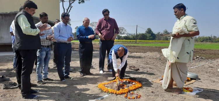 Hon'ble Vice-Chancellor Dr. Z. P. Patel laid the foundation stone of ‘Boys hostel for Polytechnic in Waghai' and 'Rat proof godown at HMRS Waghai' and inaugurated the 'NFSM- Farm produce godown at HMRS Waghai' on February 04, 2023.