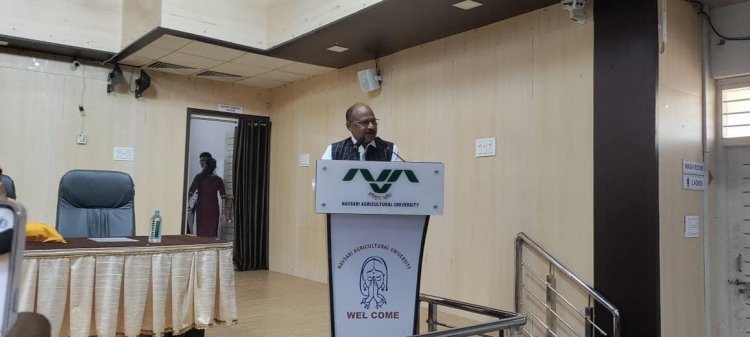 Hon'ble Vice-Chancellor Dr. Z. P. Patel inaugurated the Training-cum-Workshop of 'Master Trainers of Natural Farming' orgainized by Gujarat Natural Farming and Organic Agricultural University at Navsari during February 7-8, 2023.