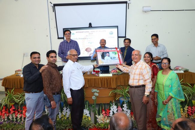 Hon’ble Vice-Chancellor Dr. Z. P. Patel inaugurated the workshop on ‘Research, Processing and Value Addition of Millets’ jointly organized by Department of Agricultural Engineering, NMCA and DDM, NABARD, Navsari to celebrate the International Year of Millets at NMCA Navsari on March 7, 2023. 