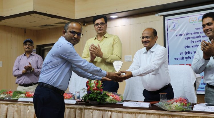 Hon’ble Vice-Chancellor Dr. Z. P. Patel inaugurated 'Quiz competition & awareness programme' organized by Ministry of Statistics and Programme Implementation (MoSPI)-GoI, National Statistical Office (NSO), Field Operation Division, Vadodara in association with the Directorate of Student’s Welfare, NAU with the co-ordination of the Department of Agricultural Statistics, NMCA, Navsari