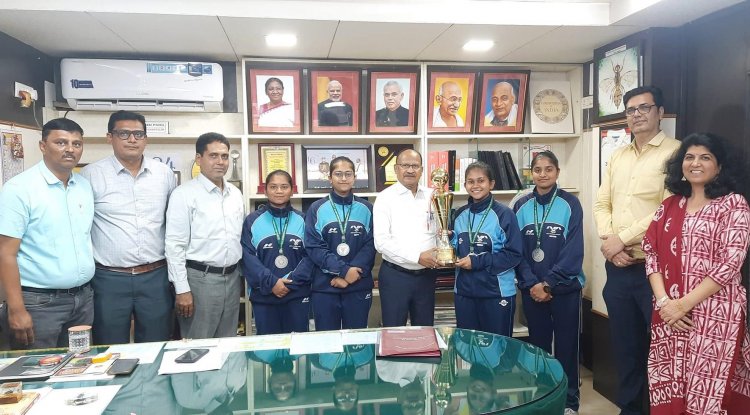 A felicitation programme to encourage the students who peformed exceptionally well in All India Inter Agricultural University Sports meet held at CSS Haryana Agricultural University, Hissar was organized by DSW office.