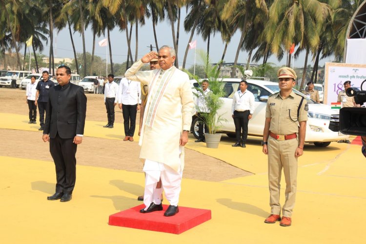 The 18th Annual Convocation of Navsari Agricultural University was held today. Hon’ble Governorshri of Gujarat, Chancellor of the University and President of the function Shri Acharya Devvrat ji conferred degrees to the University graduates.