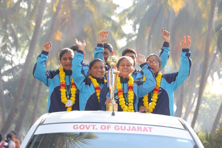 A felicitation programme to encourage the students who peformed exceptionally well in All India Inter Agricultural University Sports meet held at CSS Haryana Agricultural University, Hissar was organized by DSW office.