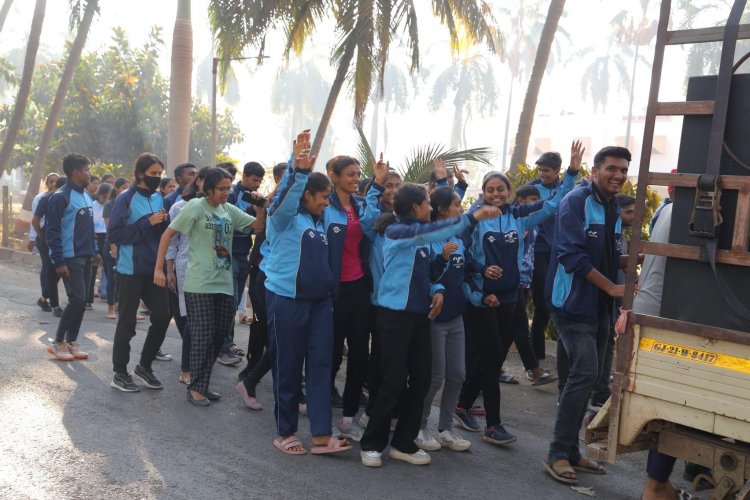 A felicitation programme to encourage the students who peformed exceptionally well in All India Inter Agricultural University Sports meet held at CSS Haryana Agricultural University, Hissar was organized by DSW office.