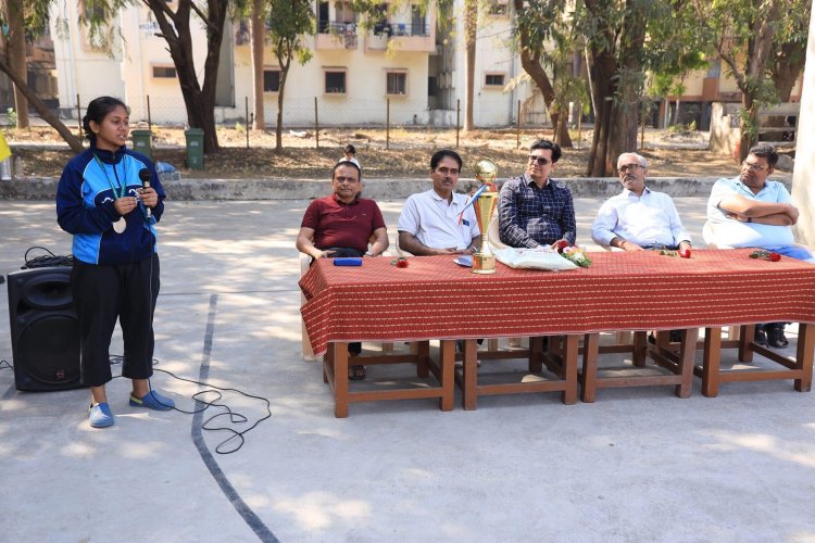 A felicitation programme to encourage the students who peformed exceptionally well in All India Inter Agricultural University Sports meet held at CSS Haryana Agricultural University, Hissar was organized by DSW office.