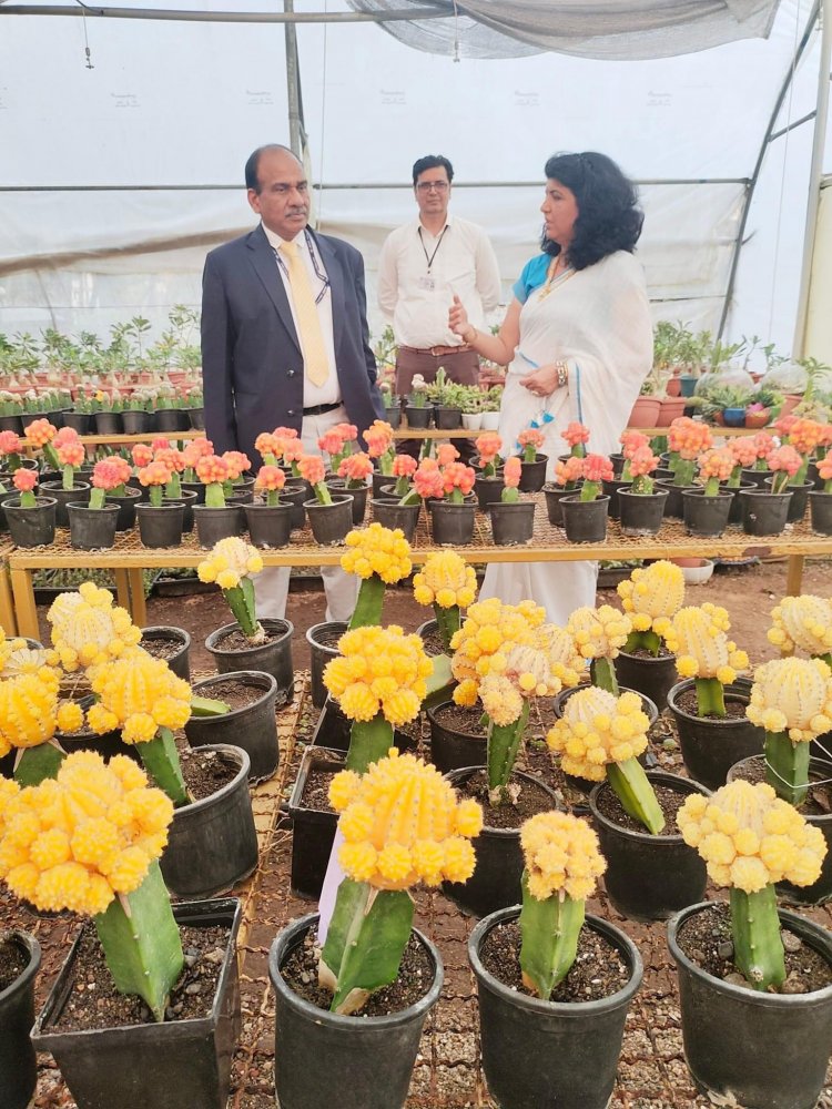 Dr. R. C. Agrawal, Hon'ble DDG (Agril. Education), ICAR & National Director (NAHEP) along with Hon’ble Vice-Chancellor Dr. Z. P. Patel visited various facilities created with financial assistance of NAHEP-CAAST in NAU Navsari. 