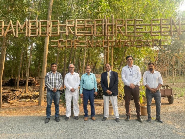 Dr. R. C. Agrawal, Hon'ble DDG (Agril. Education), ICAR & National Director (NAHEP) along with Hon’ble Vice-Chancellor Dr. Z. P. Patel visited various facilities created with financial assistance of NAHEP-CAAST in NAU Navsari. 