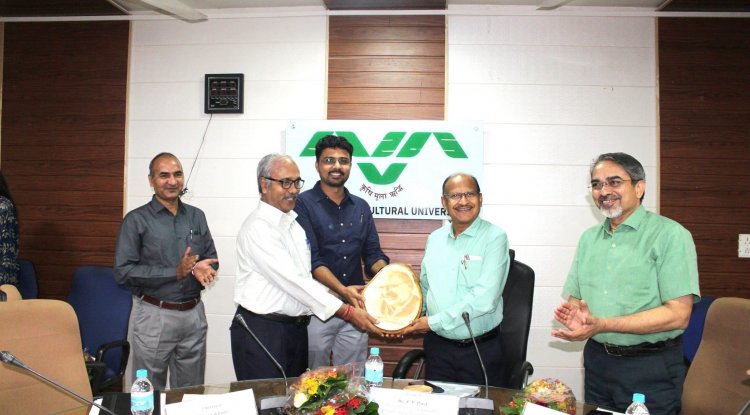 A five days hands on training program on "Basic Molecular Biology" was organized by Forest Biotechnology Laboratory, College of Forestry, Navsari in collaboration with Gujarat Biotechnology Research Centre, Gandhinagar and Sponsored by GSBTM, DST, Gandhinagar