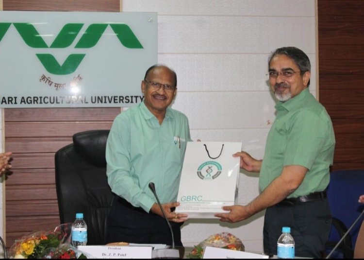 A five days hands on training program on "Basic Molecular Biology" was organized by Forest Biotechnology Laboratory, College of Forestry, Navsari in collaboration with Gujarat Biotechnology Research Centre, Gandhinagar and Sponsored by GSBTM, DST, Gandhinagar