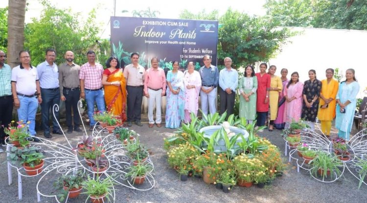 Hon'ble Vice-Chancellor Dr. Z. P. Patel inaugurated the exhibition cum Sale of 'Indoor Plants' on September 12, 2023 at ASPEE College of Horticulture. Ms. Pushpalata (IAS), District Development Officer graced the function as chief guest.