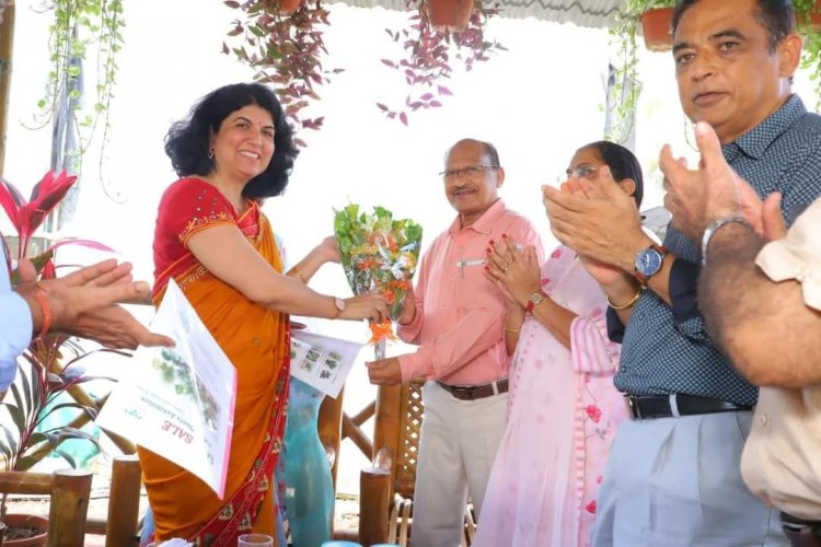 Hon'ble Vice-Chancellor Dr. Z. P. Patel inaugurated the exhibition cum Sale of 'Indoor Plants' on September 12, 2023 at ASPEE College of Horticulture. Ms. Pushpalata (IAS), District Development Officer graced the function as chief guest.
