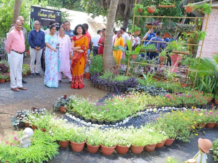 Hon'ble Vice-Chancellor Dr. Z. P. Patel inaugurated the exhibition cum Sale of 'Indoor Plants' on September 12, 2023 at ASPEE College of Horticulture. Ms. Pushpalata (IAS), District Development Officer graced the function as chief guest.