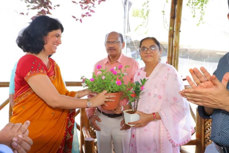 Hon'ble Vice-Chancellor Dr. Z. P. Patel inaugurated the exhibition cum Sale of 'Indoor Plants' on September 12, 2023 at ASPEE College of Horticulture. Ms. Pushpalata (IAS), District Development Officer graced the function as chief guest.