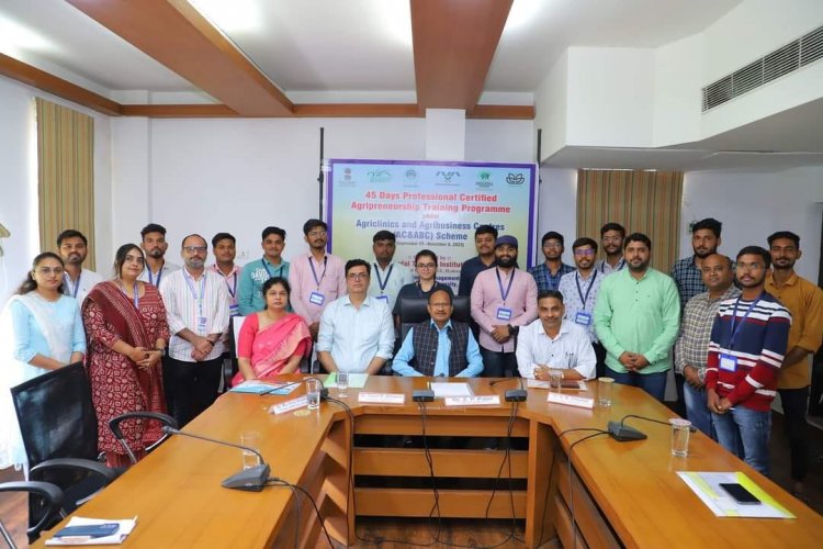 The inaugural ceremony of Second '45 Days Professional Certified Agripreneurship Training' Programme, organized by AAMMI Navsari, was held under the chairmanship of Hon’ble Vice-Chancellor Dr. Z. P. Patel on September 25, 2023.