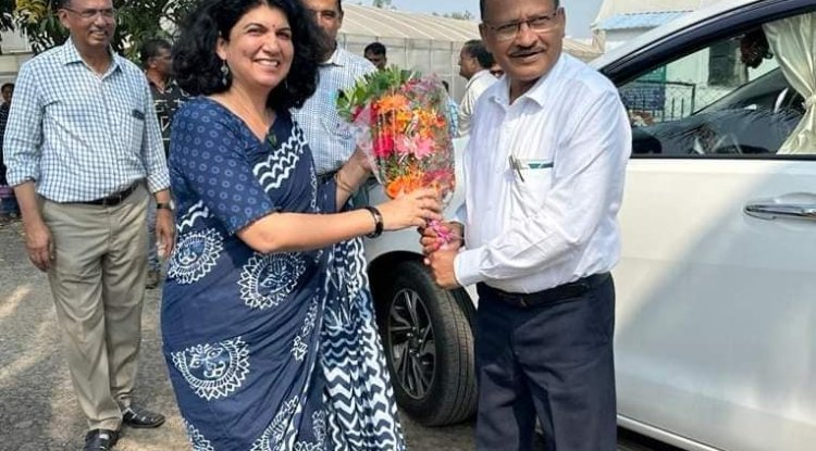 Hon’ble Vice Chancellor Dr. Z. P. Patel inaugurated the “Robotic Grafting Machine” for vegetable crops under RKVY project at Vegetable Research Farm, ASPEE College of Horticulture, Navsari 