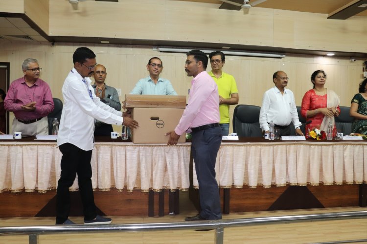 On September 21, 2023 The Centralized IT Device Purchase distribution program was conducted under the distinguished Leadership of the Honorable Vice Chancellor, Dr. Z. P. Patel Sir