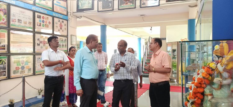 Shri P. D. Palsana, Joint secretary (Agriculture University), Agriculture, Farmers Welfare & Co-Operation Department, Govt. of Gujarat visited various centers of NAU during his official visit to Navsari on September 27, 2023.