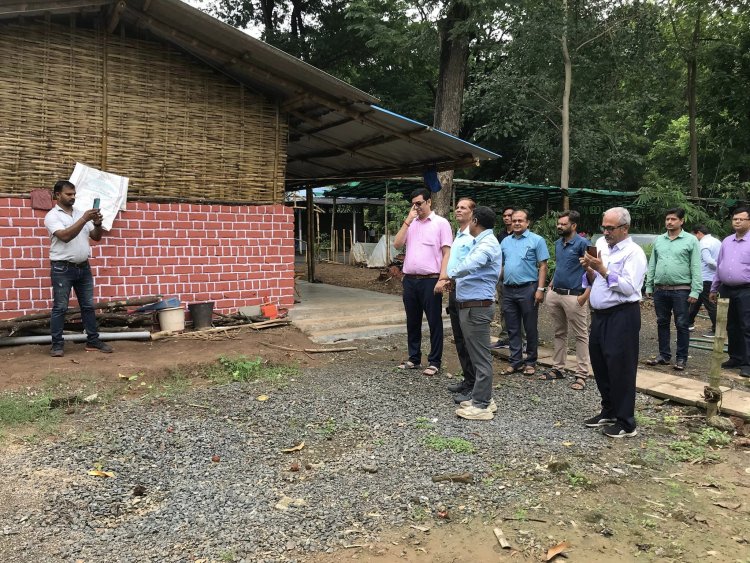 Shri P. D. Palsana, Joint secretary (Agriculture University), Agriculture, Farmers Welfare & Co-Operation Department, Govt. of Gujarat visited various centers of NAU during his official visit to Navsari on September 27, 2023.