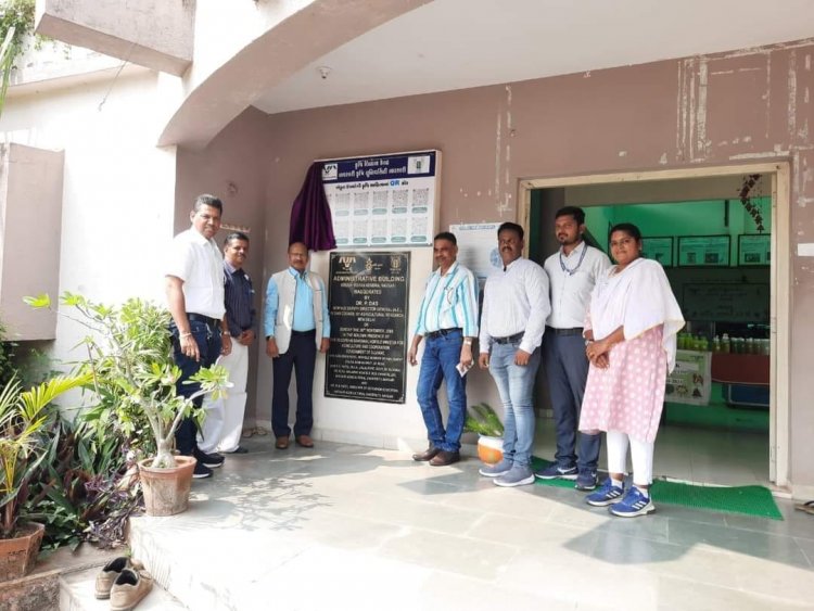 The inaugural ceremony of 'QR Code technology display board' at KVK Navsari was held in the presence of Hon'ble Vice-Chancellor Dr. Z. P. Patel; Dr. N. M. Chauhan, Director of Extension Education