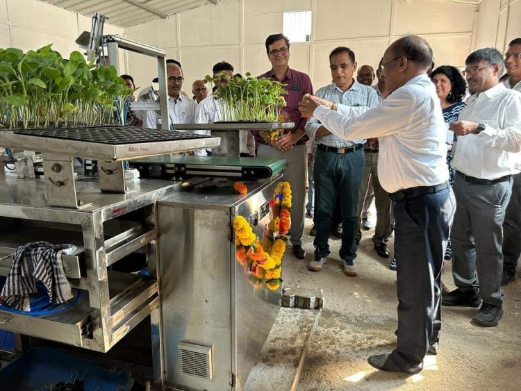 Hon’ble Vice Chancellor Dr. Z. P. Patel inaugurated the “Robotic Grafting Machine” for vegetable crops under RKVY project at Vegetable Research Farm, ASPEE College of Horticulture, Navsari 