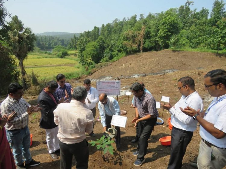 The 'Rubber Plantation Ceremony' held at Rambhas Farm, HMRS, Waghai on October 19, 2023, was graced by the esteemed presence of Hon’ble Vice-Chancellor Dr. Z. P. Patel. 