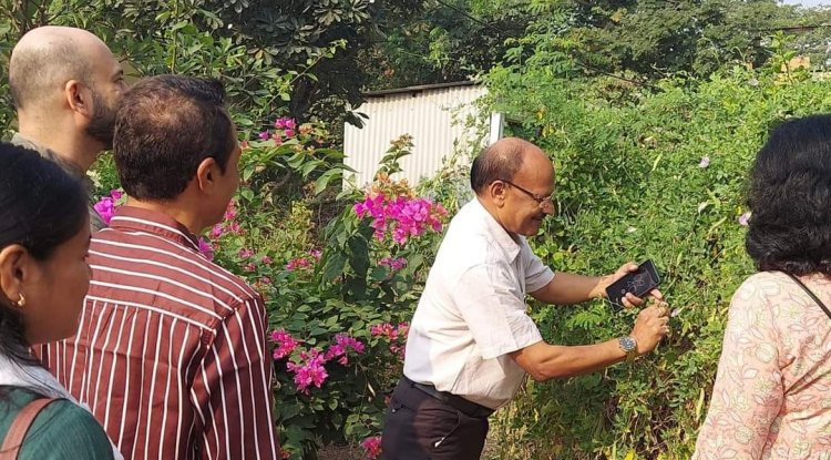 Hon’ble Vice-Chancellor Dr. Z. P. Patel visited Greenhouse complex of ASPEE College of Horticulture, Navsari.