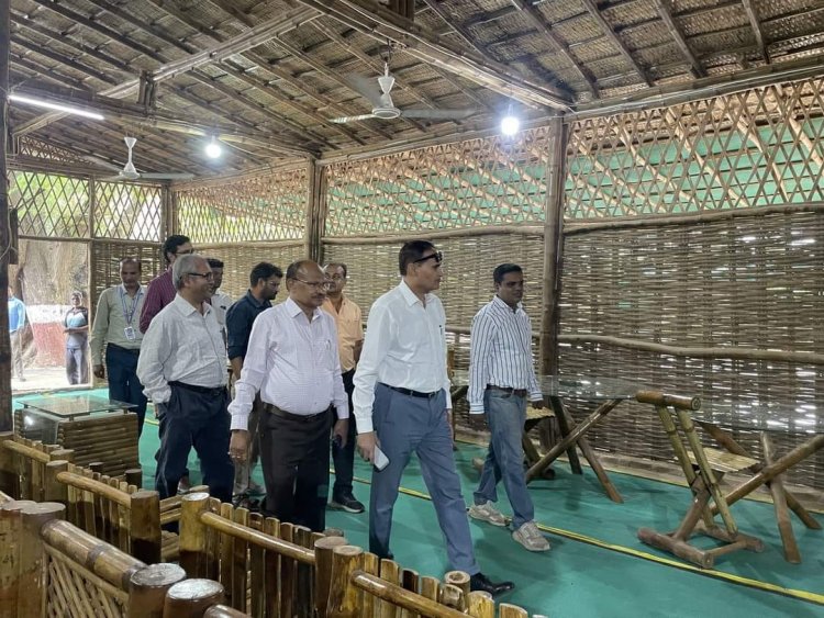 Shri A. K. Rakesh (IAS), Additional Chief Secretary, Agriculture, Farmers Welfare & Co-operation Department, Government of Gujarat visited various centers of NAU during his official visit to Navsari 