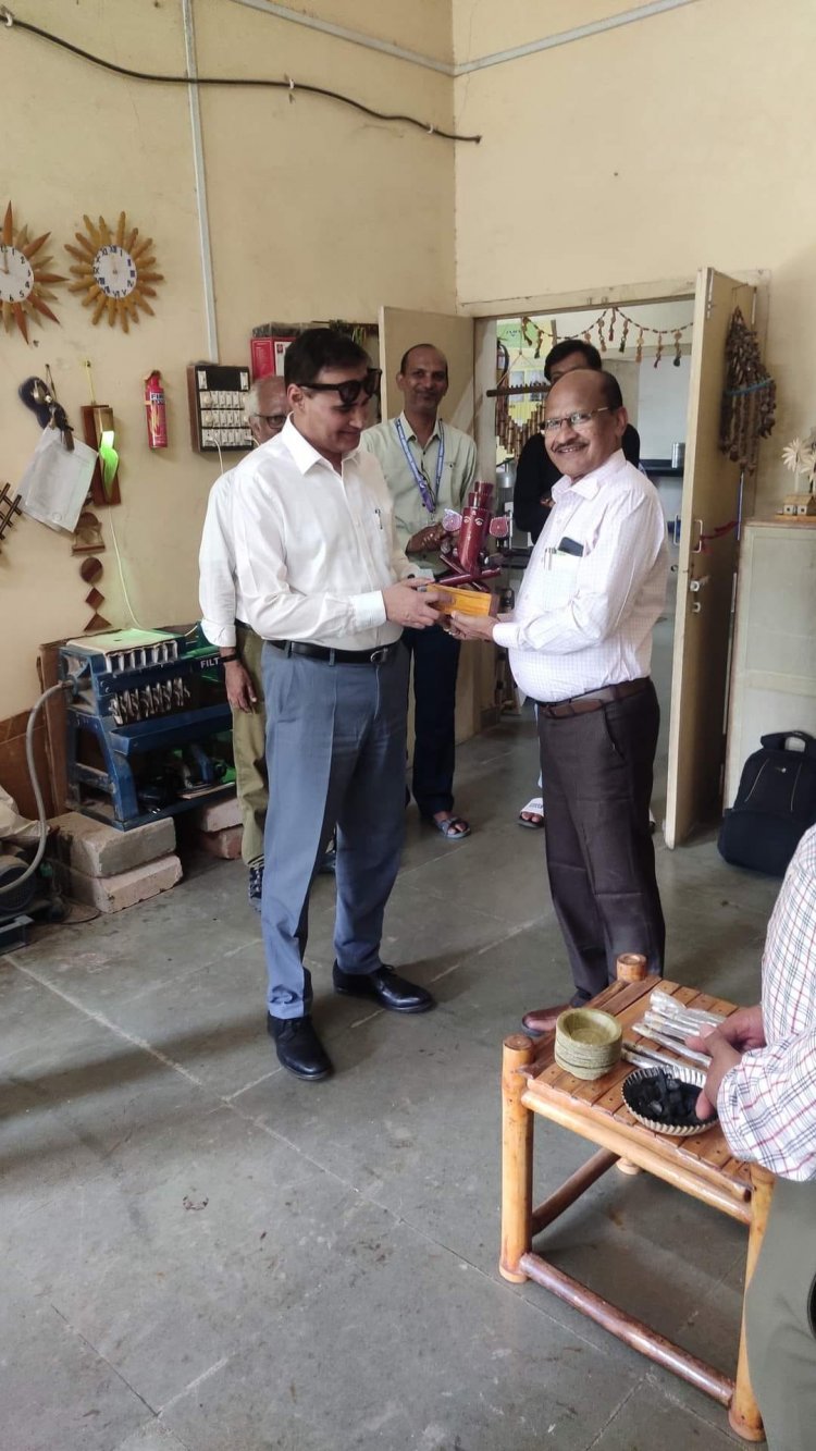 Shri A. K. Rakesh (IAS), Additional Chief Secretary, Agriculture, Farmers Welfare & Co-operation Department, Government of Gujarat visited various centers of NAU during his official visit to Navsari 