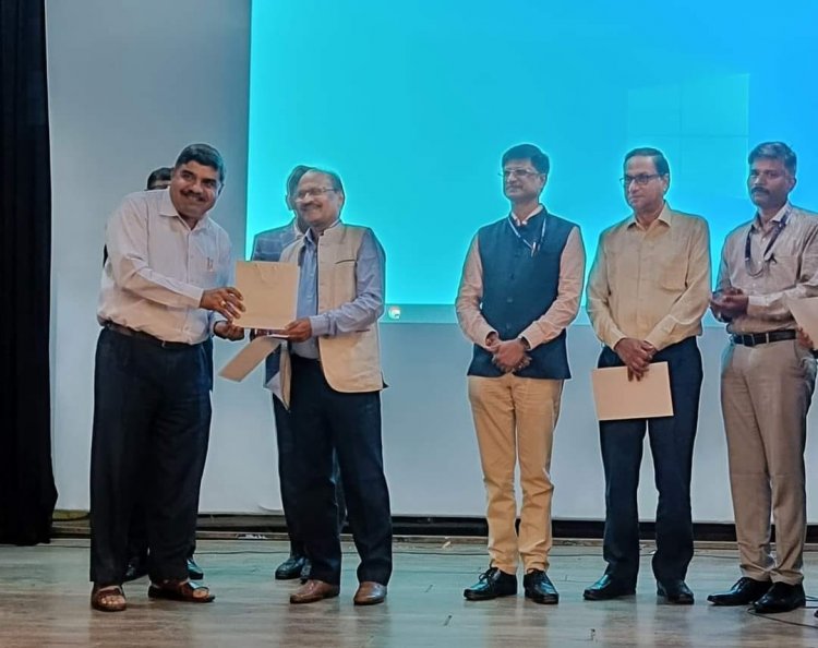 Hon'ble Vice Chancellor Dr. Z. P. Patel chaired the technical session on 'Use of rootstocks in horticulture' at the Indian Horticulture Congress -2023