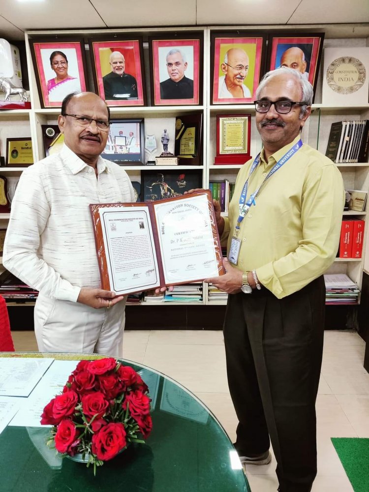 Shri Parshottam Rupalaji, Union Minster of Fisheries, Animal Husbandry and Dairying, GOI conferred National Fellow Award of Soil Conservation Society of India