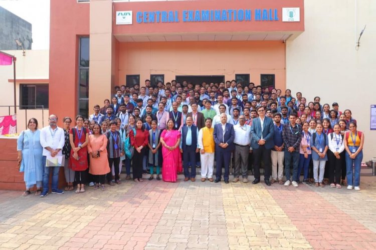 Hon’ble Vice-Chancellor Dr. Z. P. Patel inaugurated the Agricultural Innovation & Entrepreneurship Conclave (AIEC), organized by the Centre for Advanced Agricultural Science and Technology (CAAST), NAU Navsari