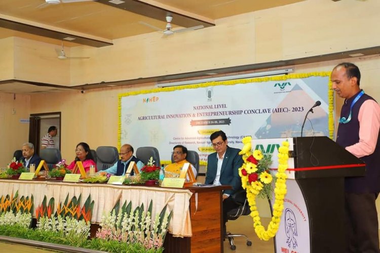 Hon’ble Vice-Chancellor Dr. Z. P. Patel inaugurated the Agricultural Innovation & Entrepreneurship Conclave (AIEC), organized by the Centre for Advanced Agricultural Science and Technology (CAAST), NAU Navsari