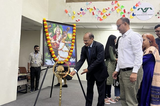 Hon’ble Vice Chancellor, Dr. Z. P. Patel inaugurated first of its kind in state, Gujarat State Biotechnology Mission (GSBTM) sponsored “15-Day Intensive Crash Workshop for ICAR-AIEEA-PG and other Biotechnology Related Examinations” on January 23, 2024, at the ASPEE Shakilam Biotechnology Institute, Surat. 