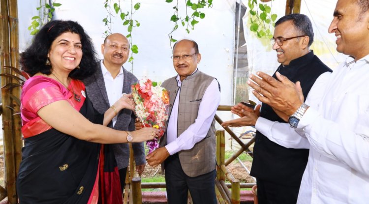 Hon'ble Vice Chancellor Dr. Z. P. Patel inaugurated the Exhibition-cum-Sale on “Horticulture for health and happiness” on January 19, 2024 at ASPEE College of Horticulture, Navsari. 
