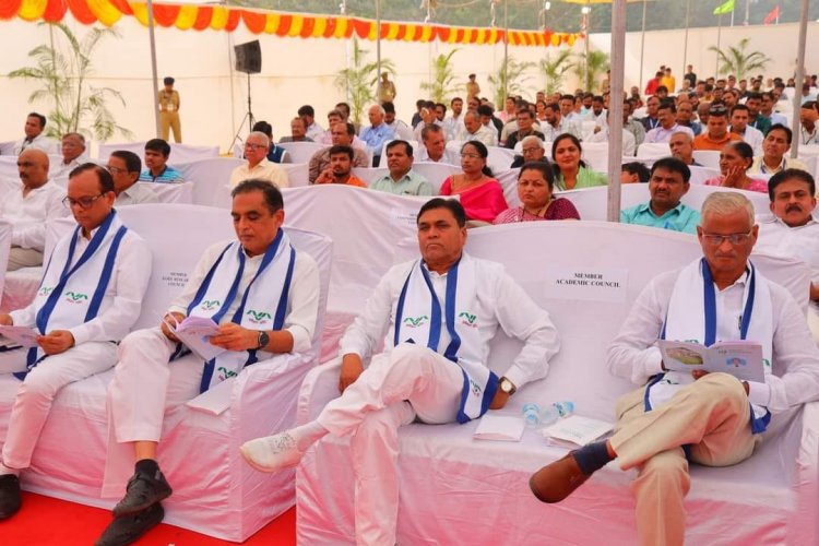 The 19th Annual Convocation of Navsari Agricultural University was held today (January 3, 2024), in the esteemed presence of the Hon’ble Governor of Gujarat and Chancellor of the University, Shri Acharya Devvrat ji, who presided over the function as President. 