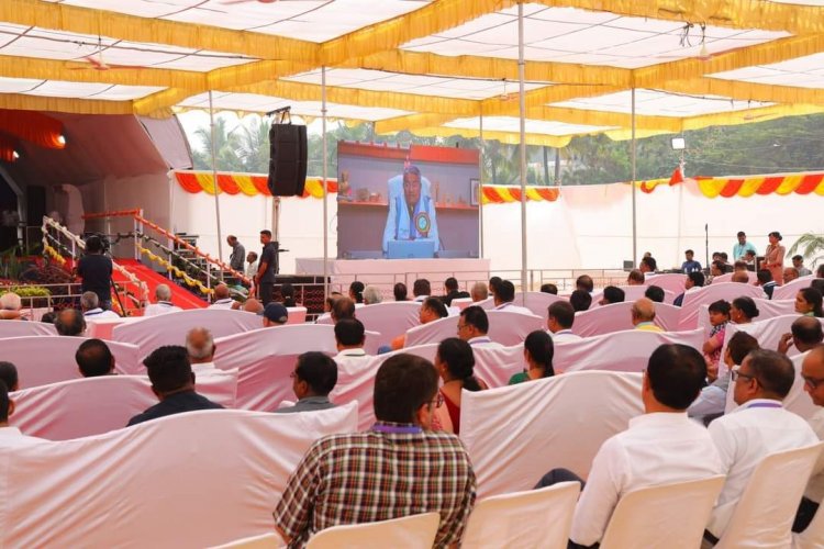 The 19th Annual Convocation of Navsari Agricultural University was held today (January 3, 2024), in the esteemed presence of the Hon’ble Governor of Gujarat and Chancellor of the University, Shri Acharya Devvrat ji, who presided over the function as President. 